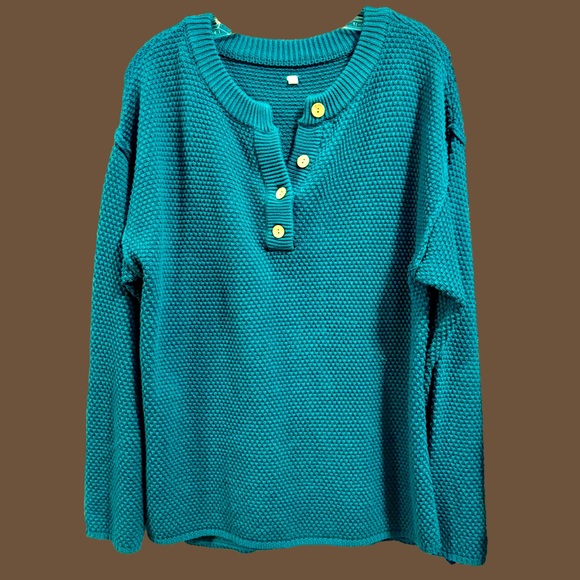 NWOT Gorgeous Teal sweater Sz small - Picture 1 of 3